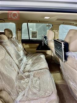 تۆیۆتا لاند کروزەر